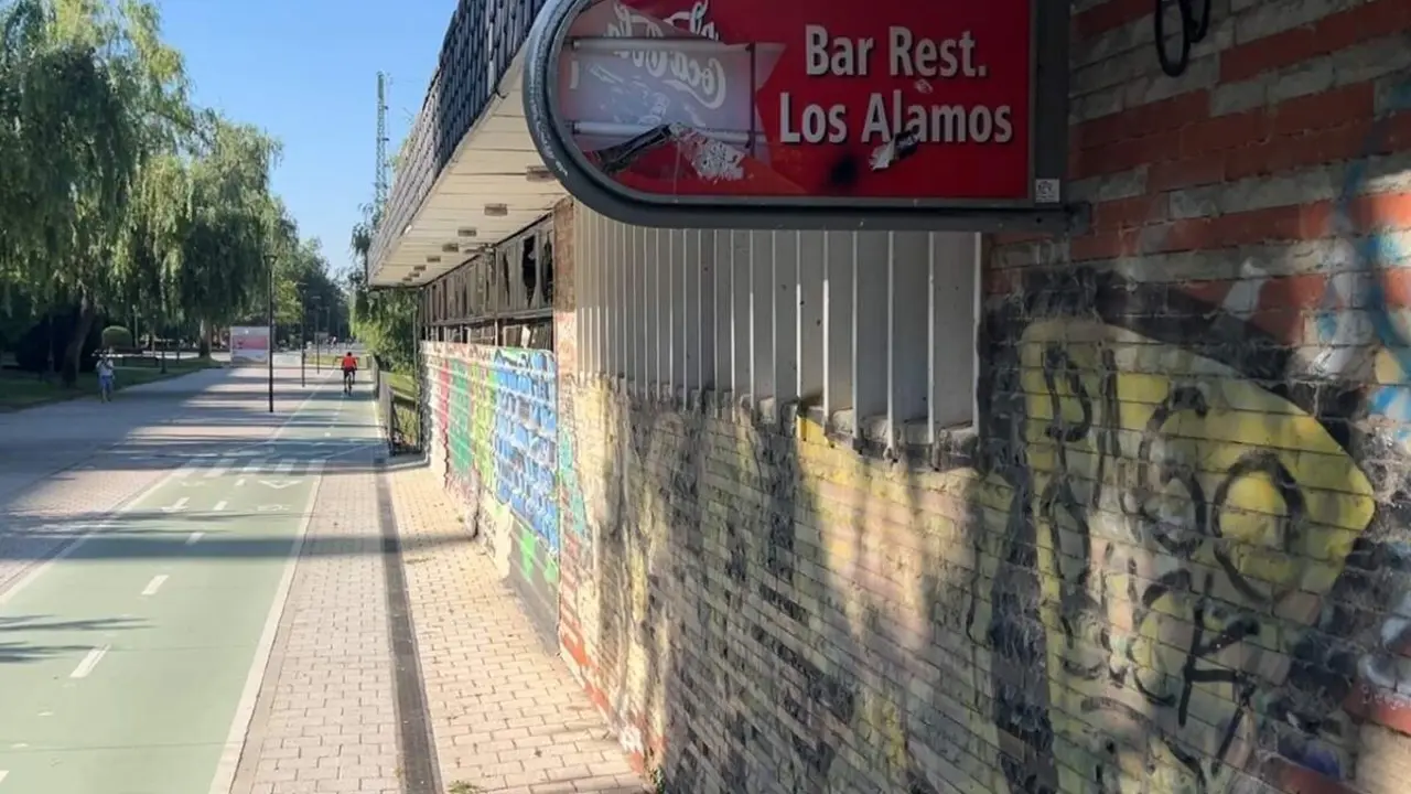 Estado antiguo restaurante Los Alamos Valladolid zonas Las Moreras Valladolid anuncio nuevo proyecto