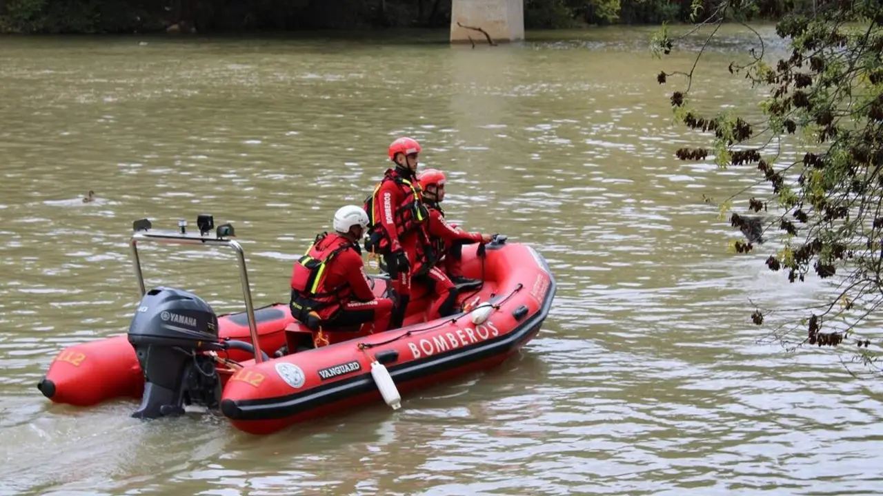 Rescate cuerpo sin vida hombre rio Pisuerga Bomberos Valladolid dispositivo busqueda