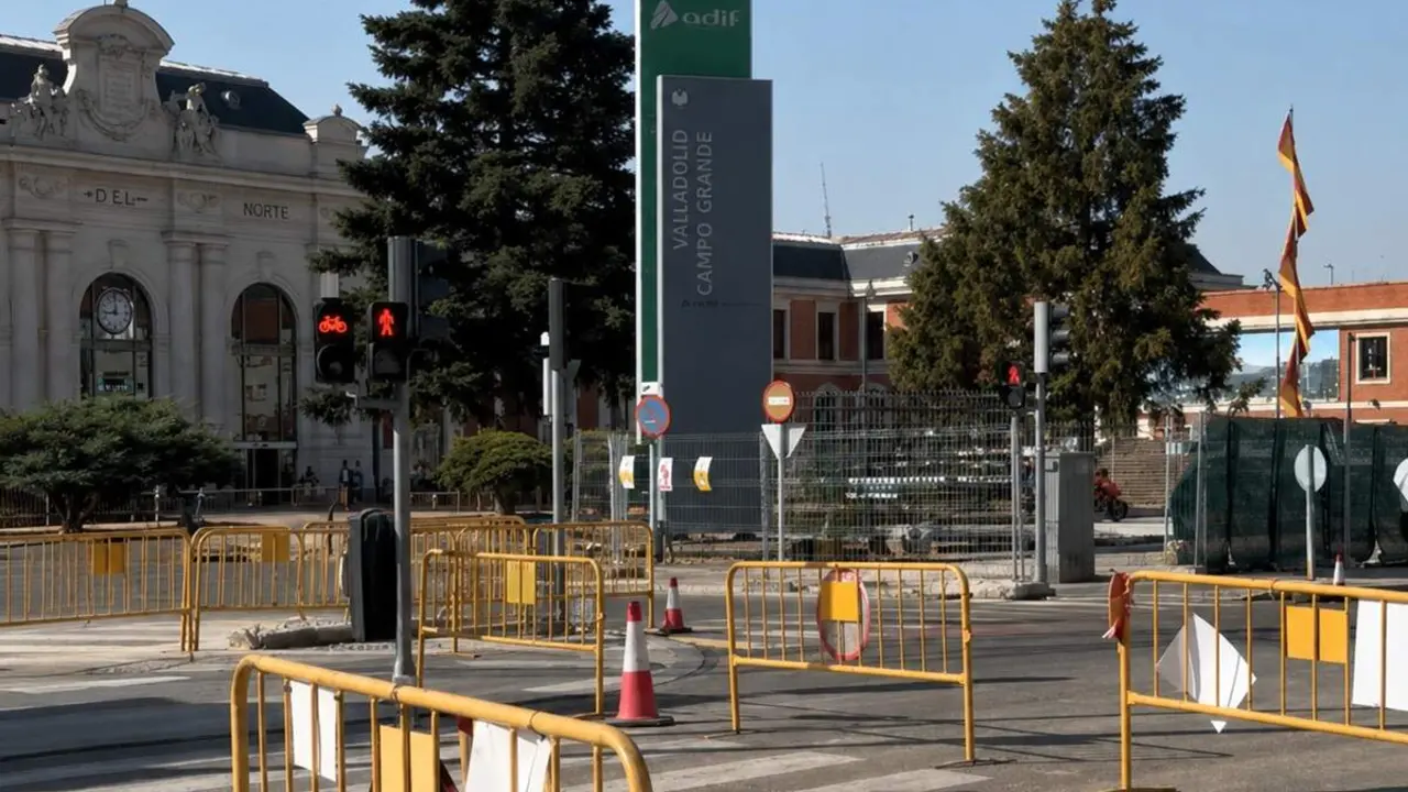 Obras nueva estacion tren Valladolid Campo Grande polemica retirada cerramiento historico