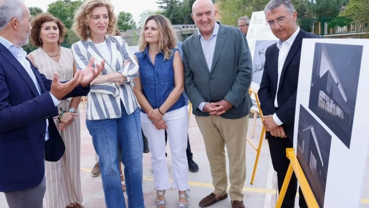 Visita inicio obras Polideportivo Miguel Delibes La Victoria Ayuntamiento Valladolid Junta