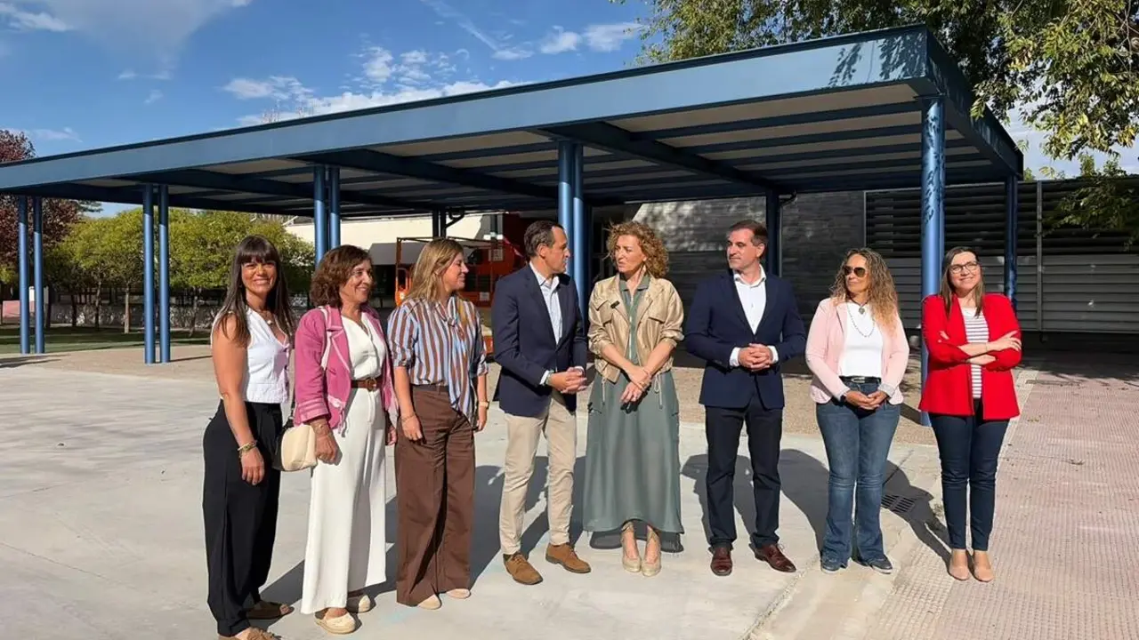 Visita obras cubierta CEIP Miguel Delibes Aldeamayor de San Martin jcyl Diputacion Valladolid