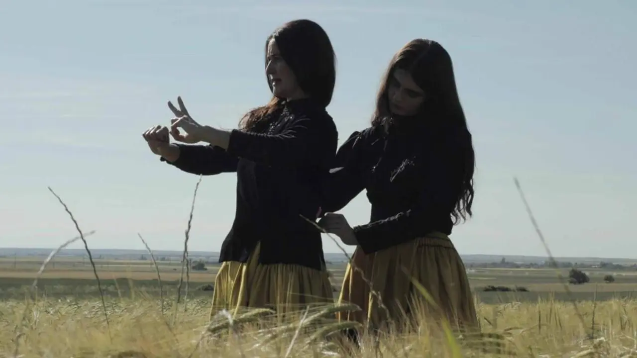 Pelicula Mudras Bailando hilos invisibles coproduccion Espana e India preestreno Valladolid
