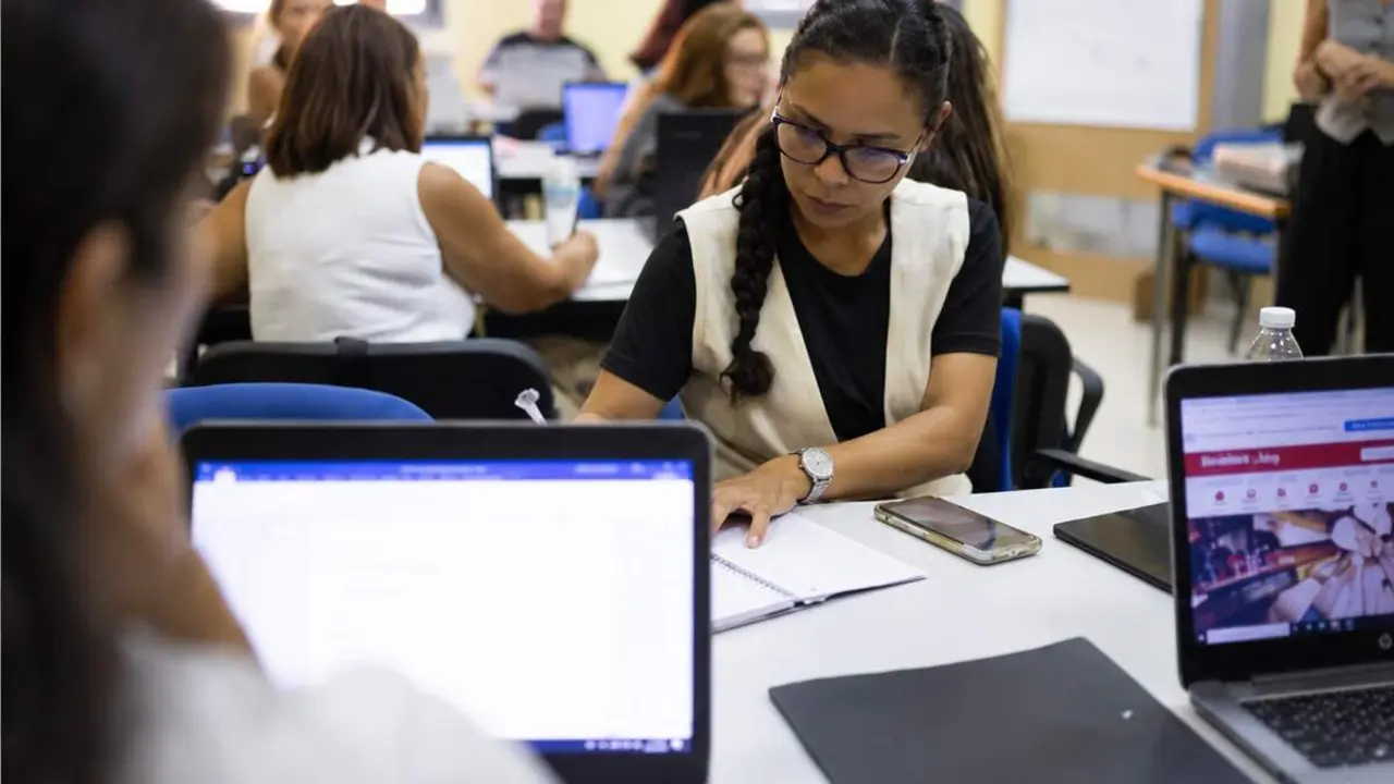 Nuevas Lanzaderas de Empleo reuniones aspirantes trabajo Valladolid