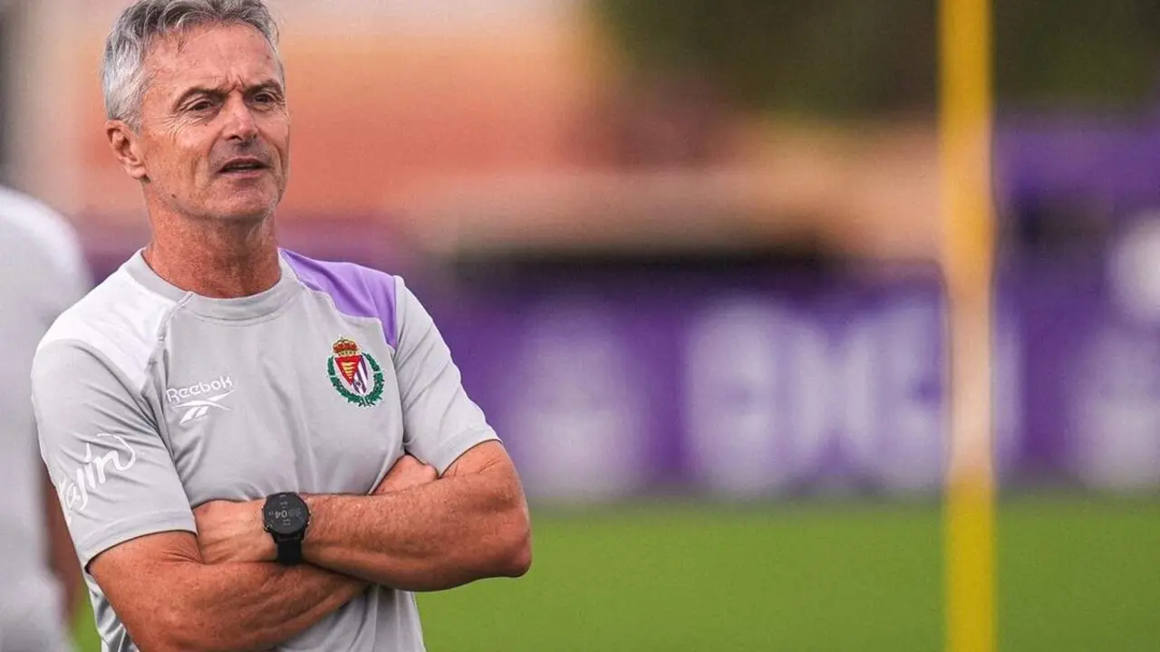 Fran Escriba tecnico Real Valladolid valoracion cierre mercado fichajes entrenamiento