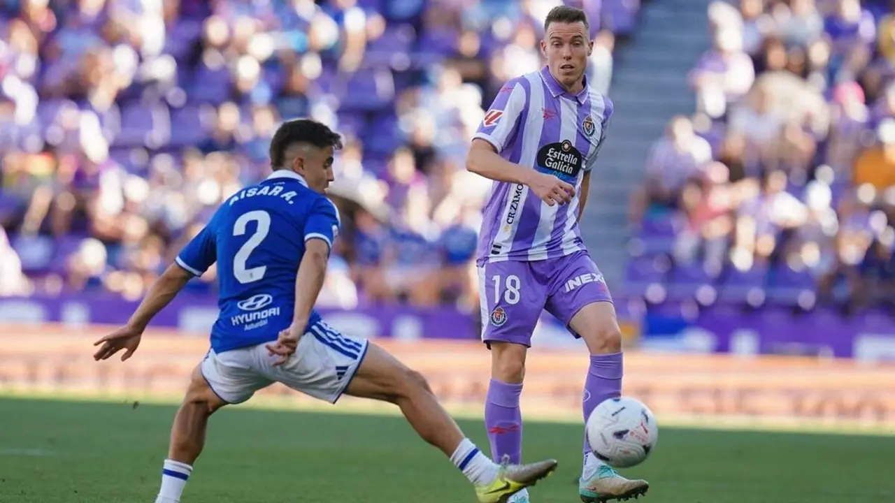 Derrota partido Real Valladolid vs Oviedo jugador Carlos Clerc Liga