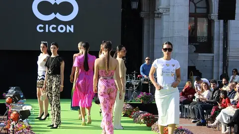 Pasarela del Festival de Tiendas de Valladolid 2023 (01/14) | Valladolid Plural