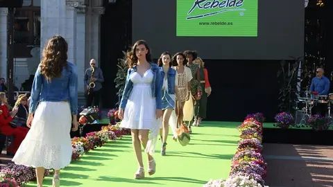 Pasarela del Festival de Tiendas de Valladolid 2023 (04/14) | Valladolid Plural