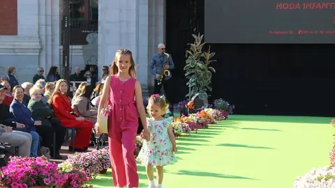 Pasarela del Festival de Tiendas de Valladolid 2023 (06/14)