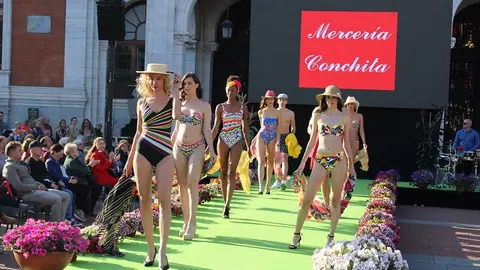 Pasarela del Festival de Tiendas de Valladolid 2023 (07/14) | Valladolid Plural