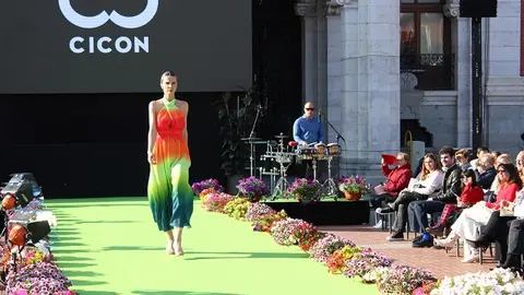Pasarela del Festival de Tiendas de Valladolid 2023 (14/14) | Valladolid Plural