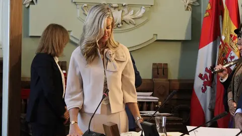 Proclamación de Jesús Julio Carnero como alcalde de Valladolid (08/18) | Valladolid Plural