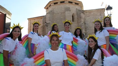 Desfile de peñas y pregón de las Fiestas de Cabezón (02/17) | Valladolid Plural