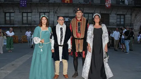 Presentación y desfile inaugural de la Feria Renacentista de Medina del Campo (05/15) | Valladolid Plural