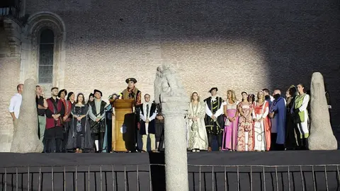 Presentación y desfile inaugural de la Feria Renacentista de Medina del Campo (07/15) | Valladolid Plural