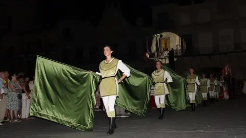 Presentación y desfile inaugural de la Feria Renacentista de Medina del Campo (10/15) | Valladolid Plural