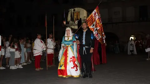 Presentación y desfile inaugural de la Feria Renacentista de Medina del Campo (11/15) | Valladolid Plural