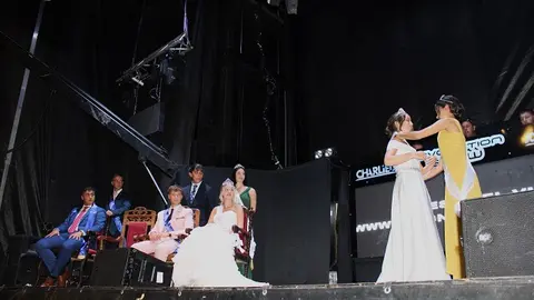 Coronación y pregón de las Fiestas de San Agustín de Fresno el Viejo (11/16) | Valladolid Plural