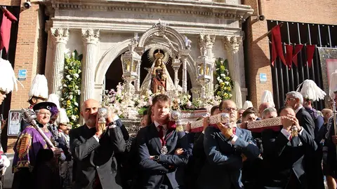 Procesión de la Virgen de San Lorenzo en Valladolid (02/15) | Valladolid Plural