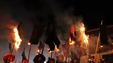 Procesión cívica de El Vítor en Mayorga 2023 (05/16) | Valladolid Plural