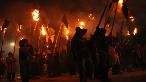 Procesión cívica de El Vítor en Mayorga 2023 (14/16) | Valladolid Plural