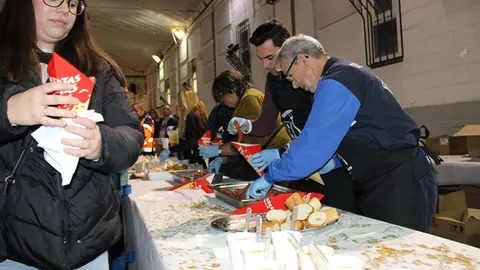 Tradicional degustación de salchichas de Zaratán 2023 (11/16) | Valladolid Plural