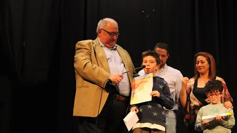 Entrega de premios del Certamen Literario 'Cuéntame Portillo' (05/12) | Valladolid Plural
