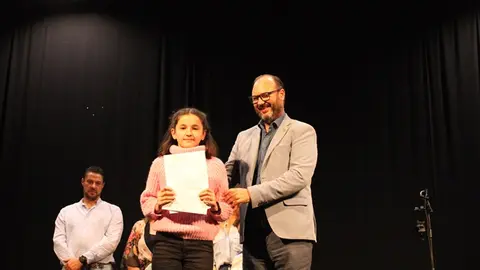 Entrega de premios del Certamen Literario 'Cuéntame Portillo' (06/12) | Valladolid Plural