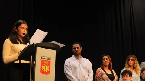 Entrega de premios del Certamen Literario 'Cuéntame Portillo' (07/12) | Valladolid Plural