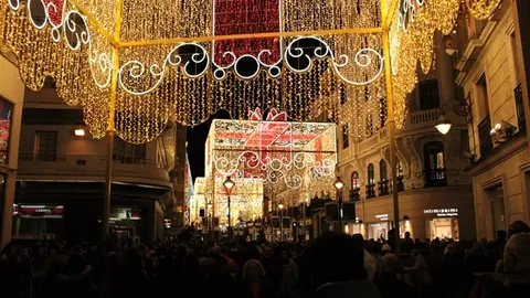 Encendido de la iluminación navideña en Valladolid (12/12) | Valladolid Plural