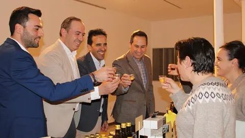 Inauguración del Mercado de Navidad y Salón del Vino de Alimentos de Valladolid (05/12)