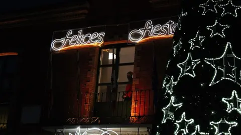 Llegada de Papa Noel y encendido de luces de Navidad de Cigales (01/11)
