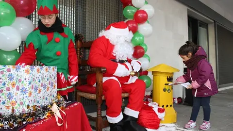 Recepción de Papá Noel y exhibición deportiva en La Cistérniga (04/13) | Valladolid Plural