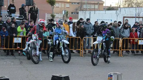 Llegada de Pingüinos y exhibición de Freestyle MX de Mojados (15/16)