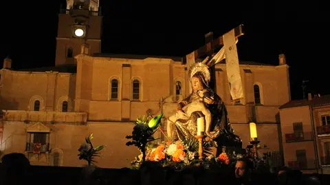 Procesión de la Virgen de las Angustias de Medina del Campo (08/16) | Valladolid Plural