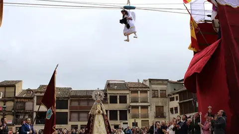 Procesión y Bajada del Ángel de Peñafiel 2024 (09/16) | Valladolid Plural