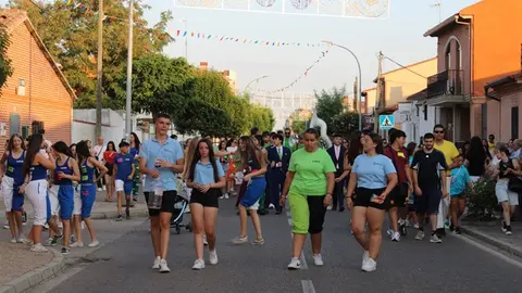 Desfile de peñas y pregón de las Fiestas de los Novillos de La Seca (05/17) | Valladolid Plural