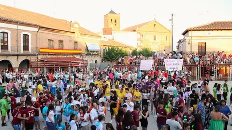 Desfile de peñas y pregón de las Fiestas de los Novillos de La Seca (08/17) | Valladolid Plural