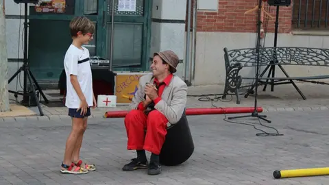 Festival de Teatro 'El arte está en la calle' de Cigales 2024 (04/12) | Valladolid Plural