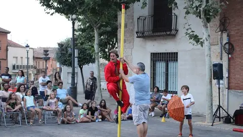 Festival de Teatro 'El arte está en la calle' de Cigales 2024 (06/12) | Valladolid Plural