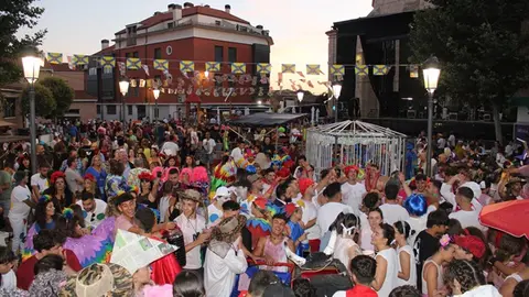 Desfile de disfraces y pregón de las Fiestas de Cabezón de Pisuerga (12/16) | Valladolid Plural