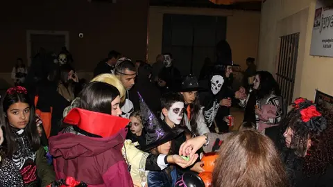 Pasacalles del Terror y Ruta del Miedo en la Noche de Halloween de Cigales (10/15) | Valladolid Plural