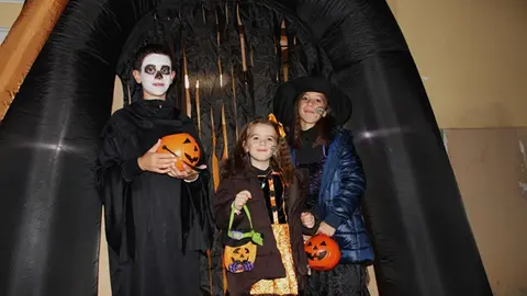 Pasacalles del Terror y Ruta del Miedo en la Noche de Halloween de Cigales (13/15) | Valladolid Plural