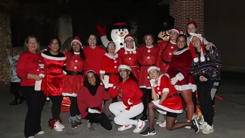 Encendido de la iluminación de Navidad y chocolatada en Fuensaldaña (05/16) | Valladolid Plural