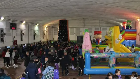 Presentación de clubes deportivos y Fiesta de bienvenida a la Navidad (11/15) | Valladolid Plural