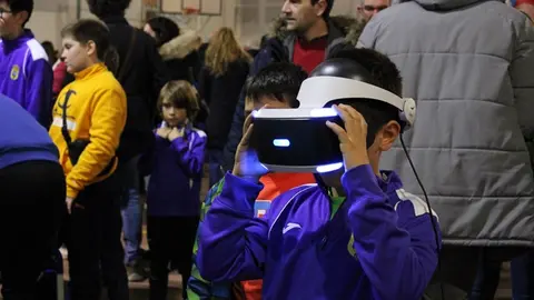 Presentación de clubes deportivos y Fiesta de bienvenida a la Navidad (12/15) | Valladolid Plural