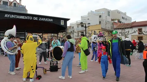 Desfile de disfraces de Carnaval en Zaratán (03/16) | Valladolid Plural