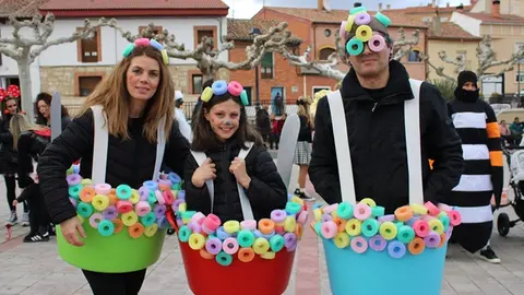 Desfile de disfraces de Carnaval en Zaratán (04/16) | Valladolid Plural