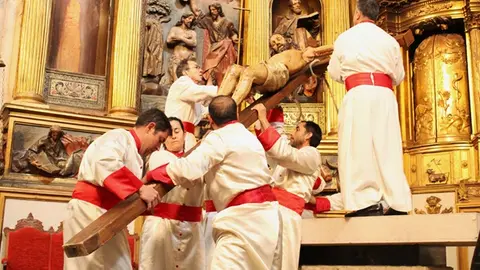 Lavatorio y Crucifixión de la Semana Santa de Nava del Rey 2025 (08/14)