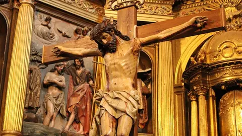 Lavatorio y Crucifixión de la Semana Santa de Nava del Rey 2025 (14/14)