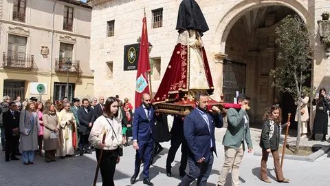 Procesión del Domingo de Resurrección y la Bajada del Ángel de Peñafiel (02/16) | Valladolid Plural